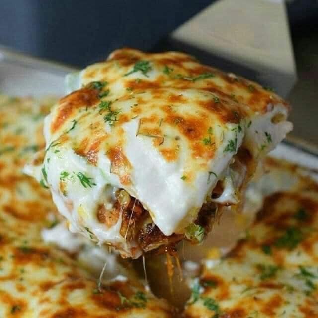 Casserole de Poulet à la Sauce Béchamel : Une Recette Gourmande et Facile à Réaliser